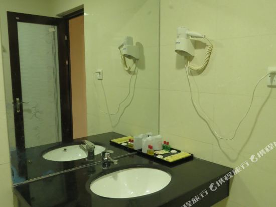 Mingcheng Hotel - last minute hotel in Guangzhou