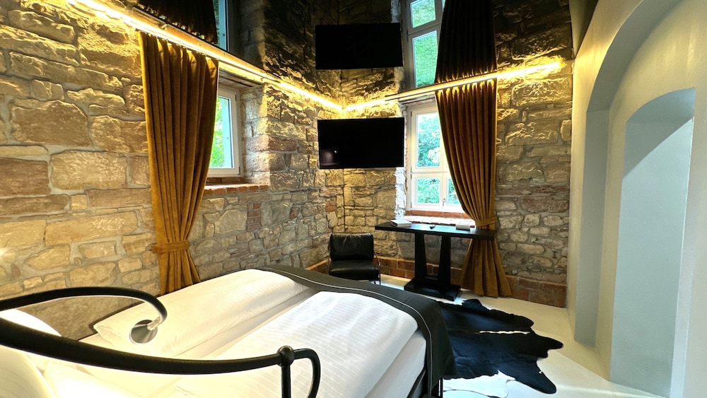 City Penthouse Mit Dachterrasse — 4-Star Luxury Hotel in Freiburg, Germany