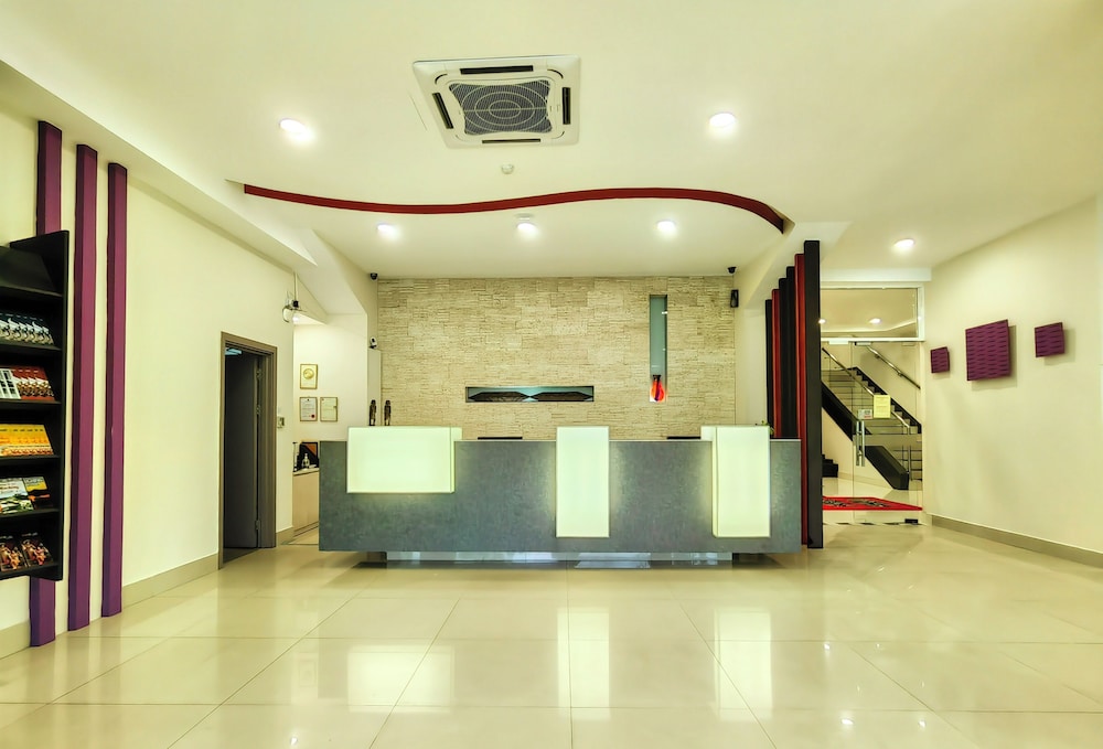 Hotel 98 — Kuching — photo 4
