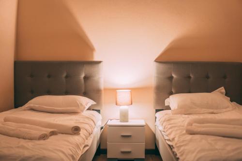 Apartment Sixteen