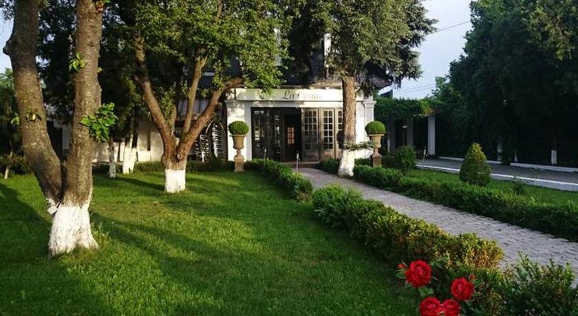 La Conac by Residence Hotels — 4-Star Luxury Hotel in Bucharest, Romania