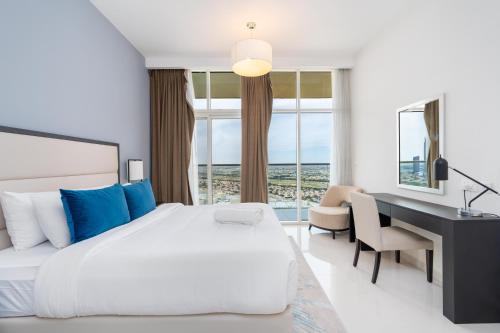 Ahlan HH Luxury 2BR Damac Tower 108 at High Floor