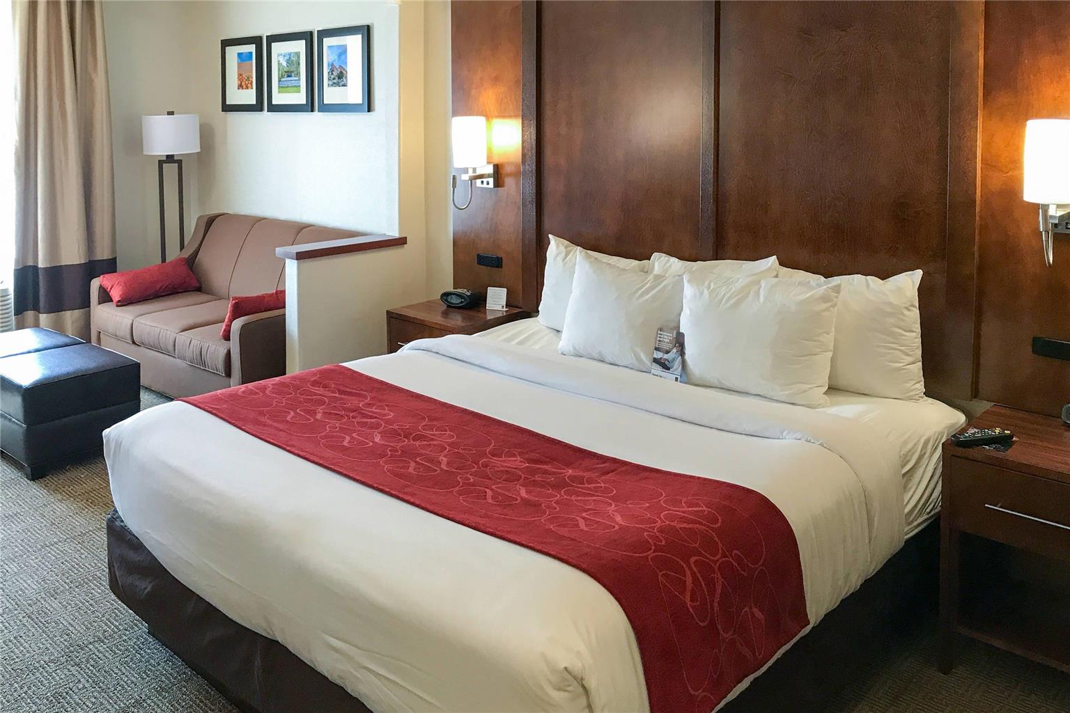 Comfort Suites Near Six Flags Magic Mountain - photo 23