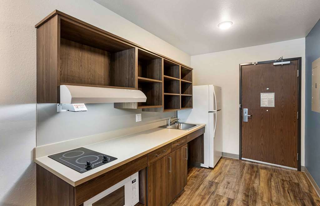 Extended Stay America Suites Philadelphia Plymouth Meeting West - photo 36