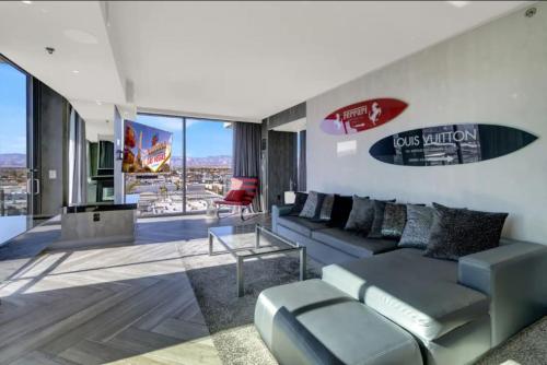 The Adele Palazzo Suite at Palms Place