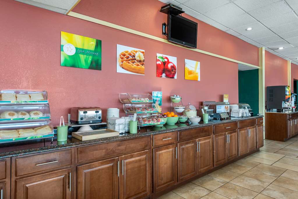 Quality Inn & Suites Palatka Riverfront - photo 28