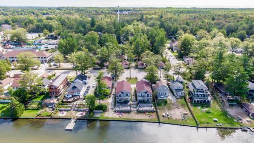 Beach1 Riverfront Resort in Wasaga Beach, Canada