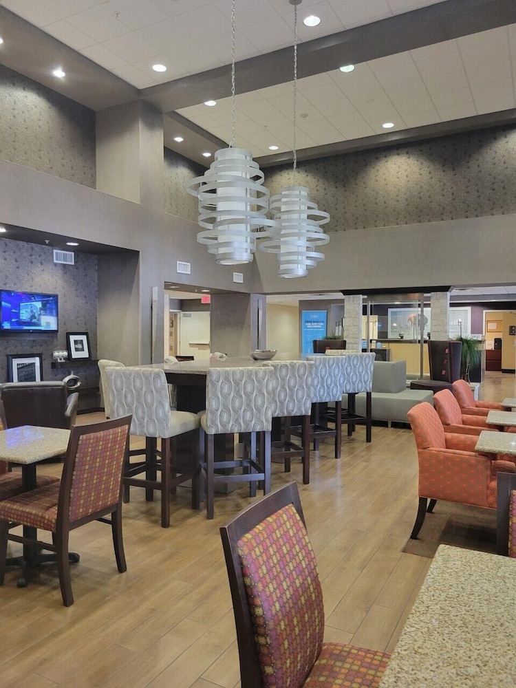 Hampton Inn & Suites Austin Cedar Park Lakeline - photo 3