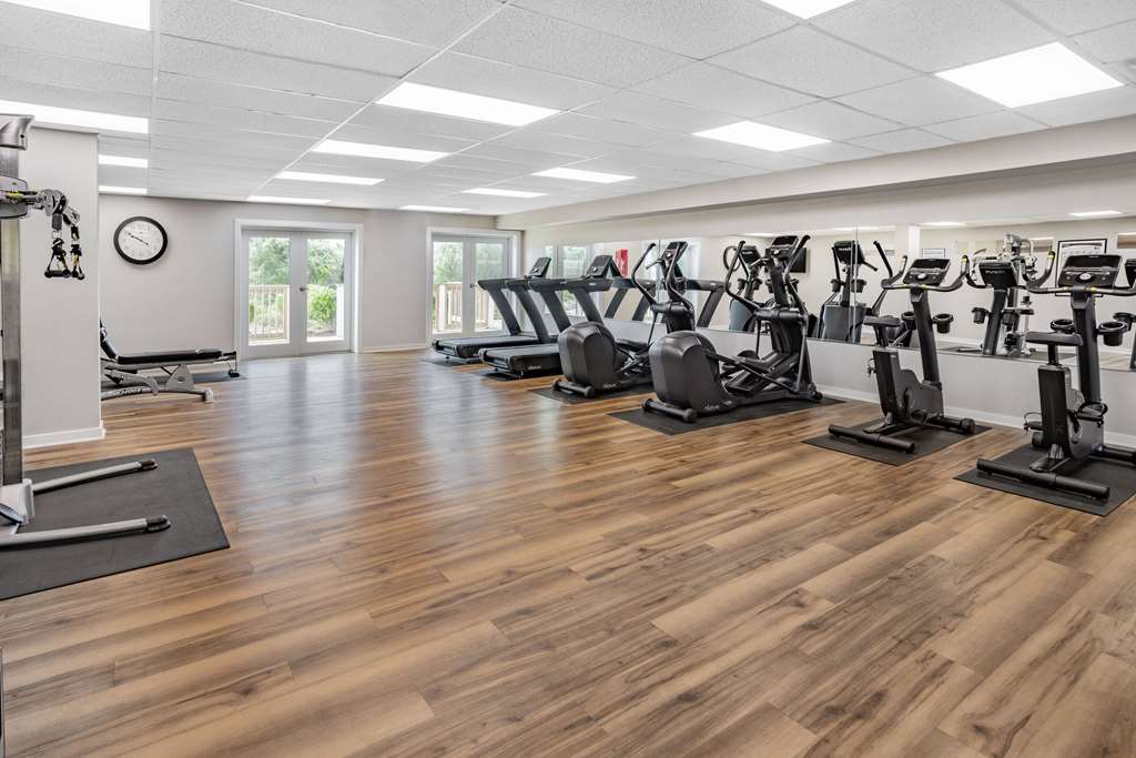 La Quinta Inn & Suites by Wyndham Norfolk - photo 8