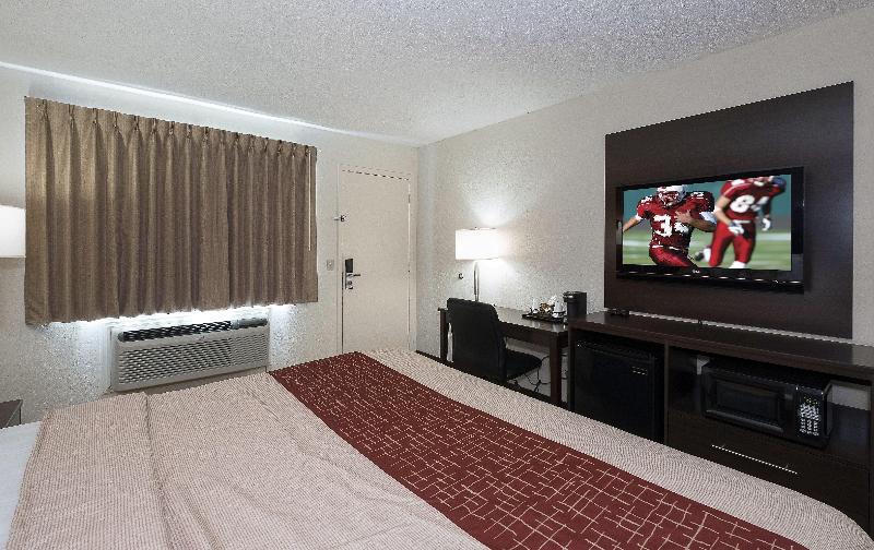 Red Roof Inn Dayton Huber Heights - photo 27