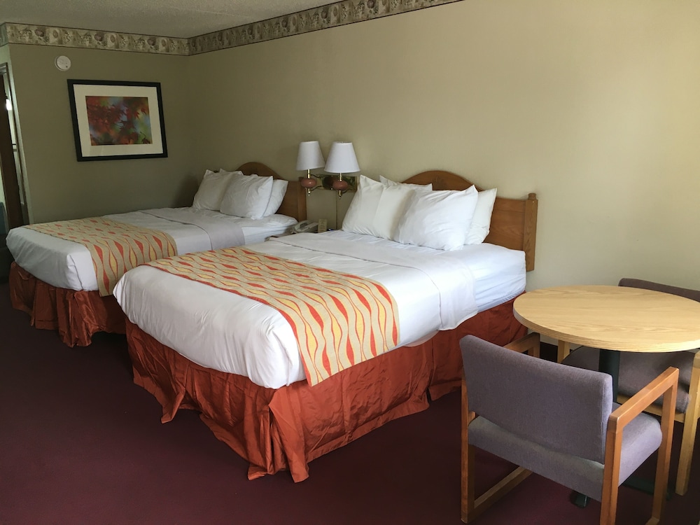 Spinning Wheel Inn - photo 6