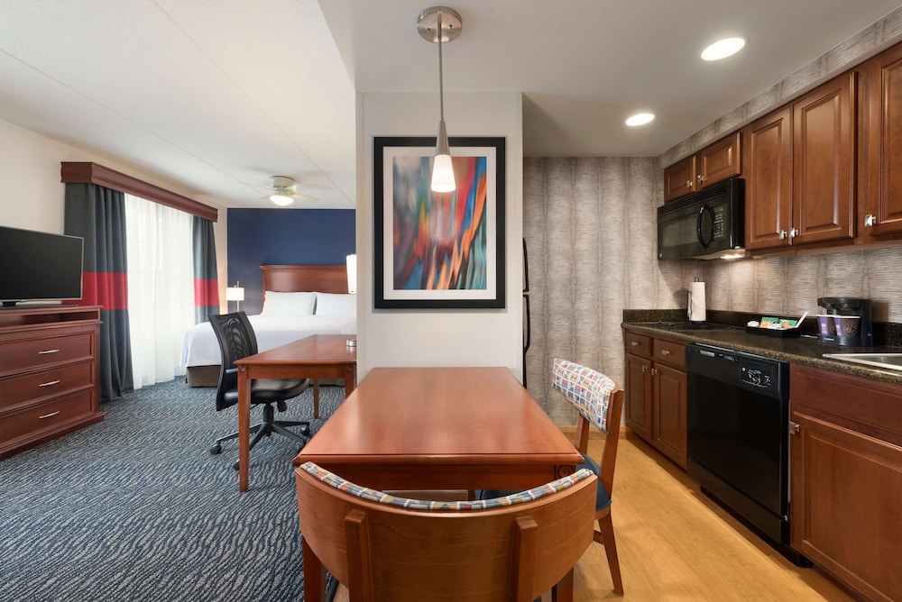 Homewood Suites by Hilton Madison West - photo 11