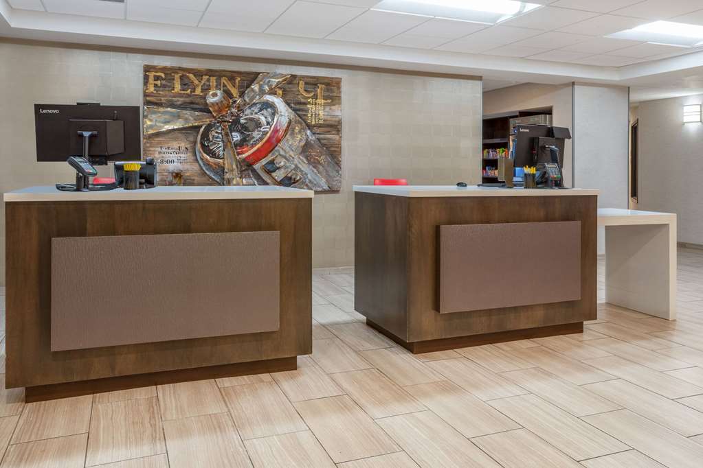 Days Inn & Suites by Wyndham Denver International Airport - photo 7