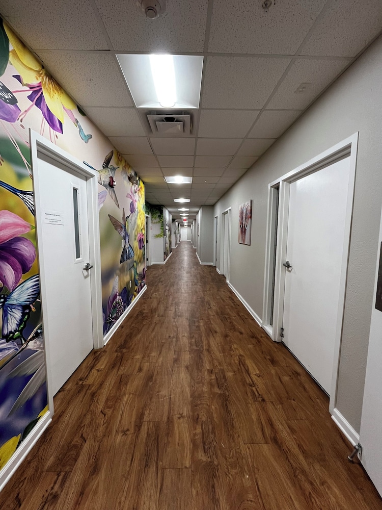 The View Studio Suites and Event Venue - photo 22