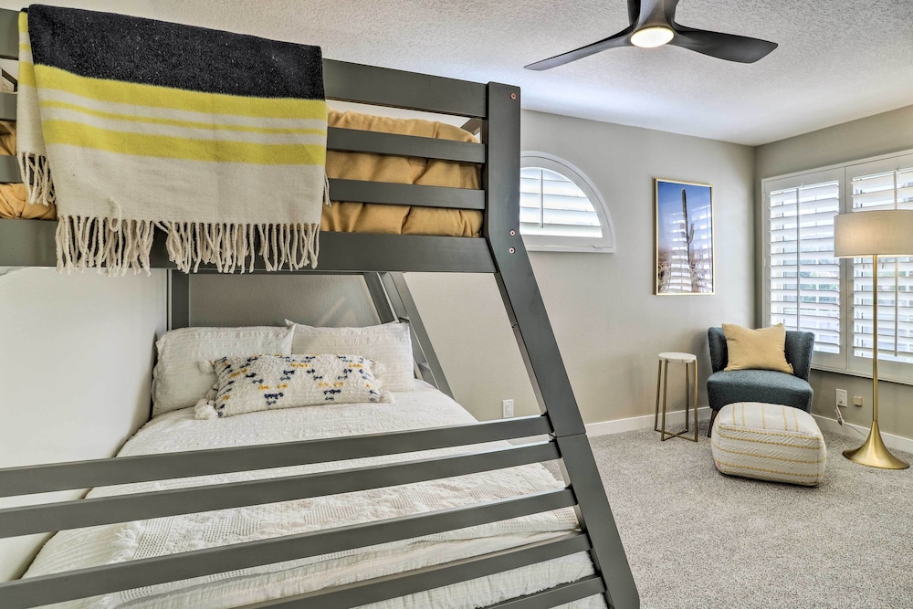 Chic Palm Desert Condo with Resort Style Amenities - photo 12