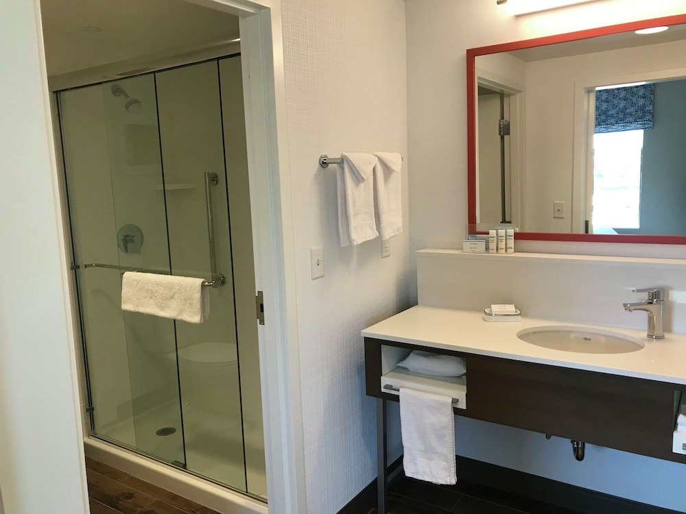 Hampton Inn & Suites St. George UT - photo 34