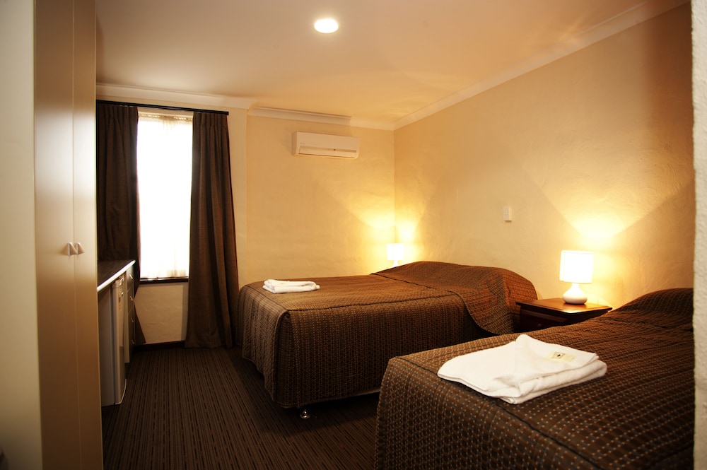 Prince of Wales Hotel Bunbury — Bunbury — photo 3