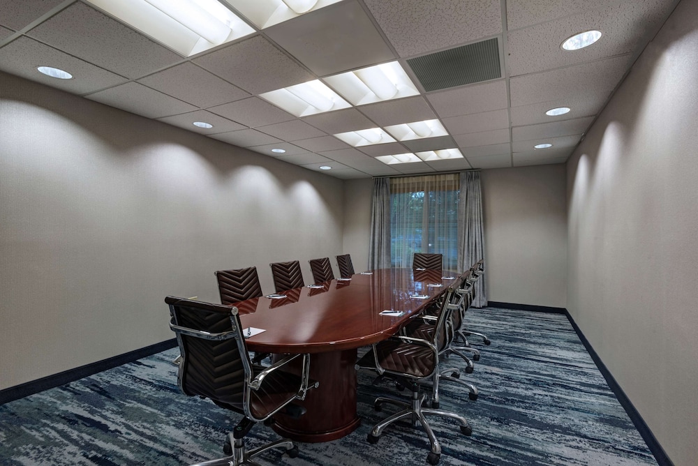 Homewood Suites by Hilton Fort Collins - photo 40