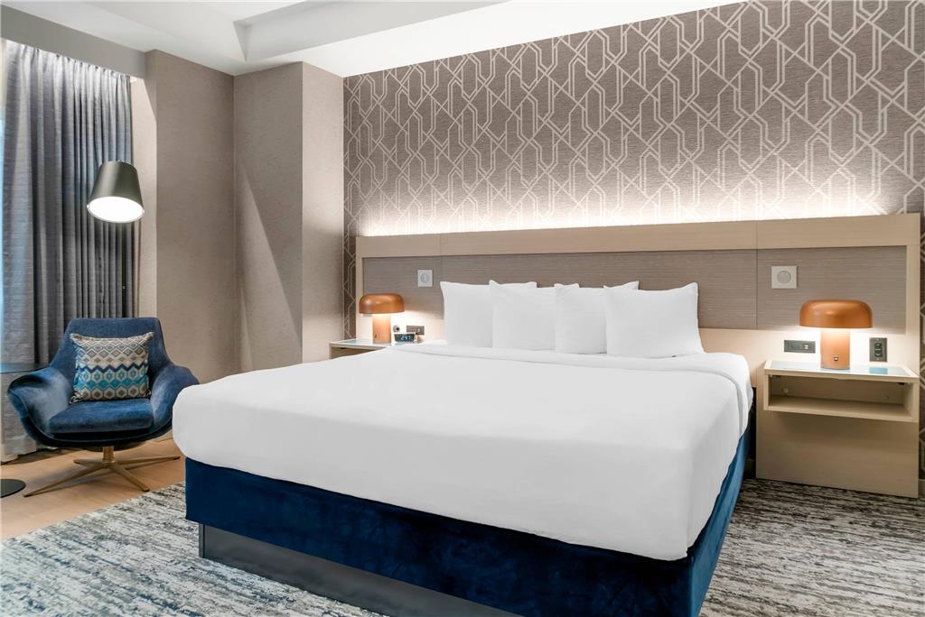 Radisson Plaza Hotel at Kalamazoo Center - photo 129