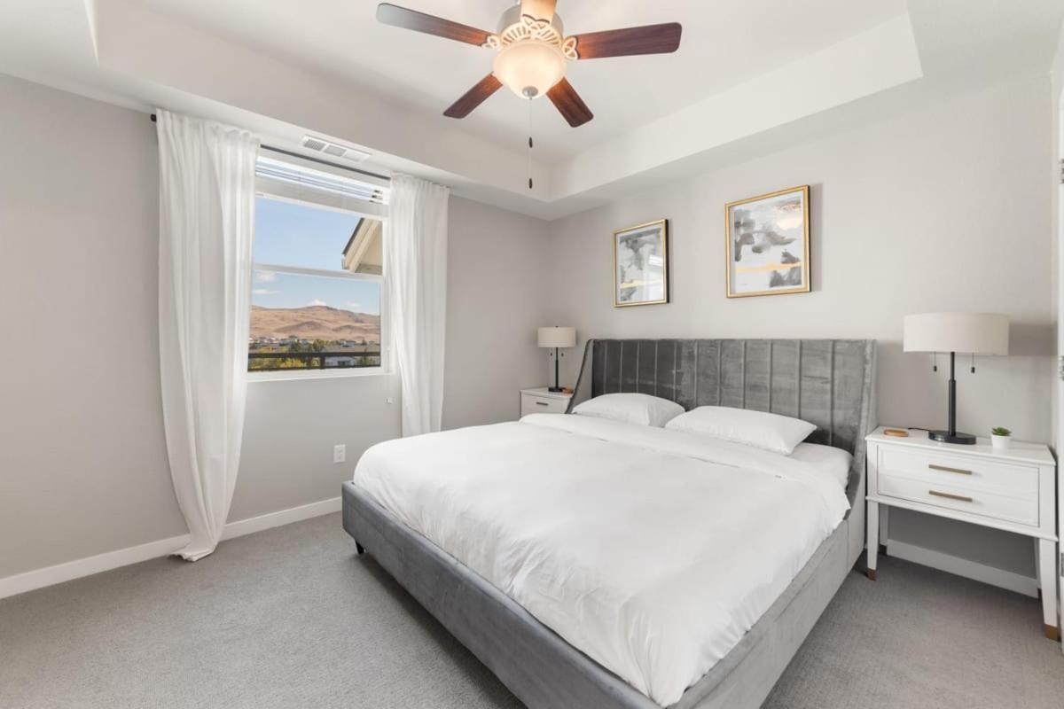 Chic Apt W Jacuzzi Pool Bbq & Mountain Views