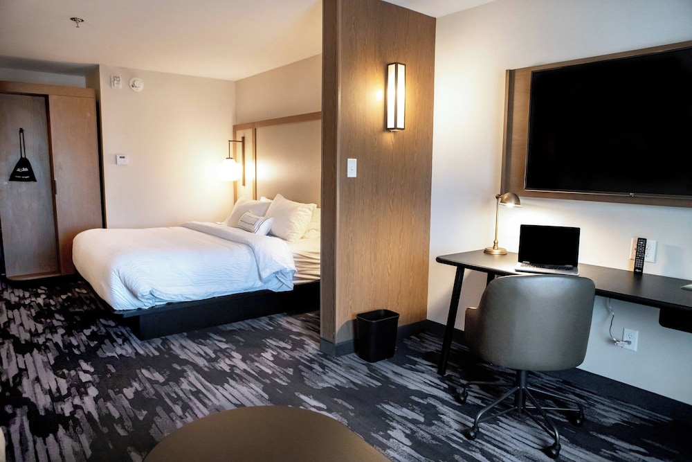 Fairfield Inn & Suites by Marriott Richmond Airport - photo 5