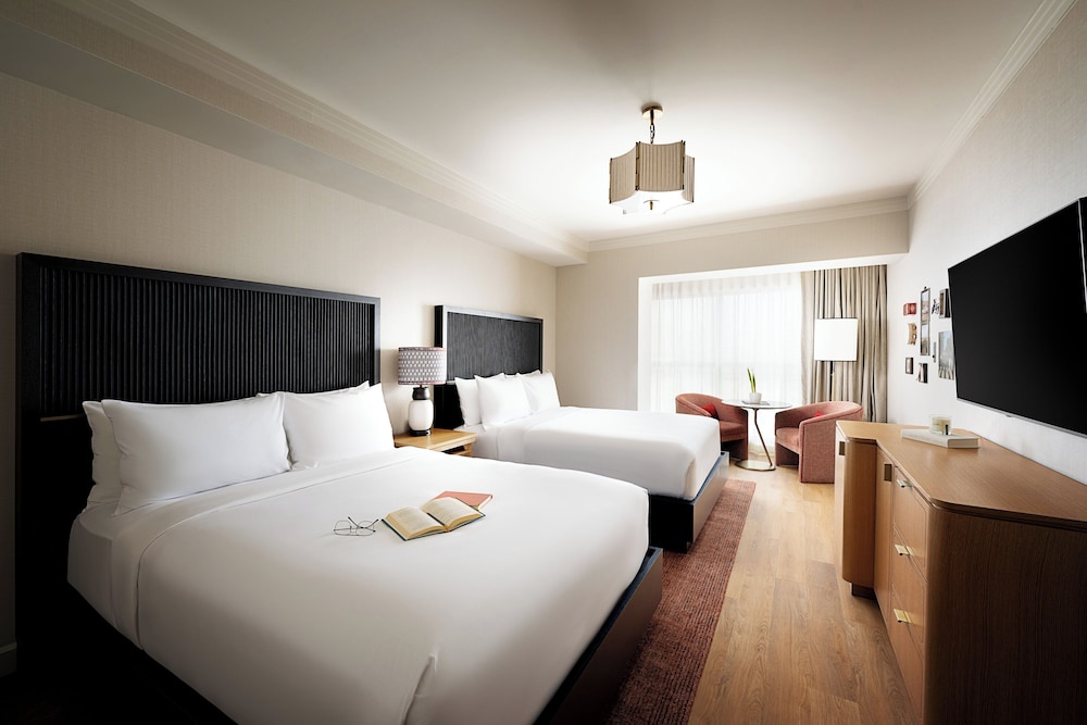 Hutton Hotel - featured photo