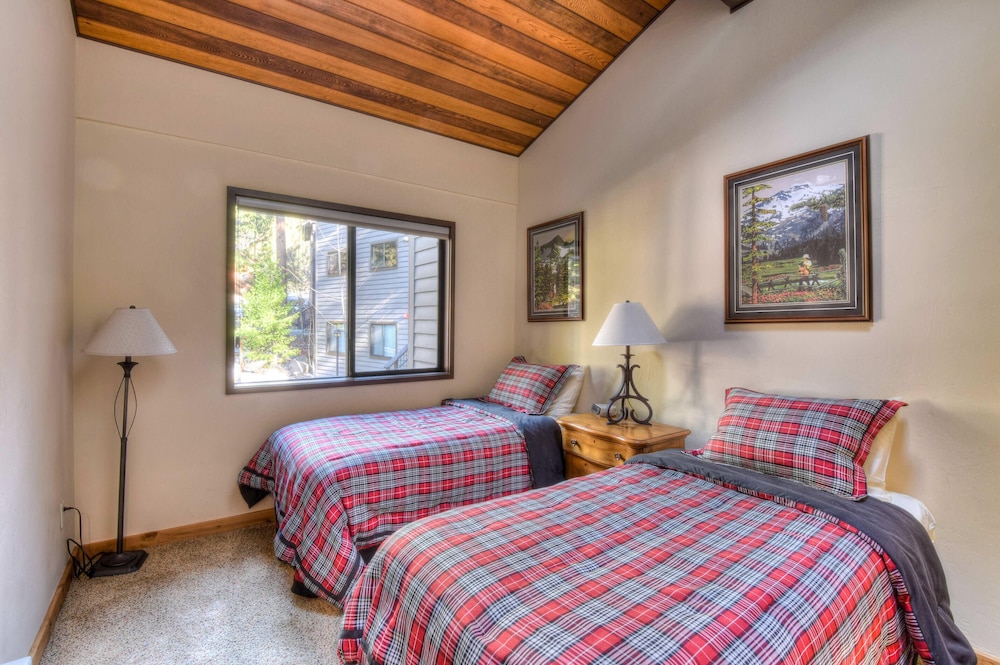 Brockway Springs Lodge - photo 4