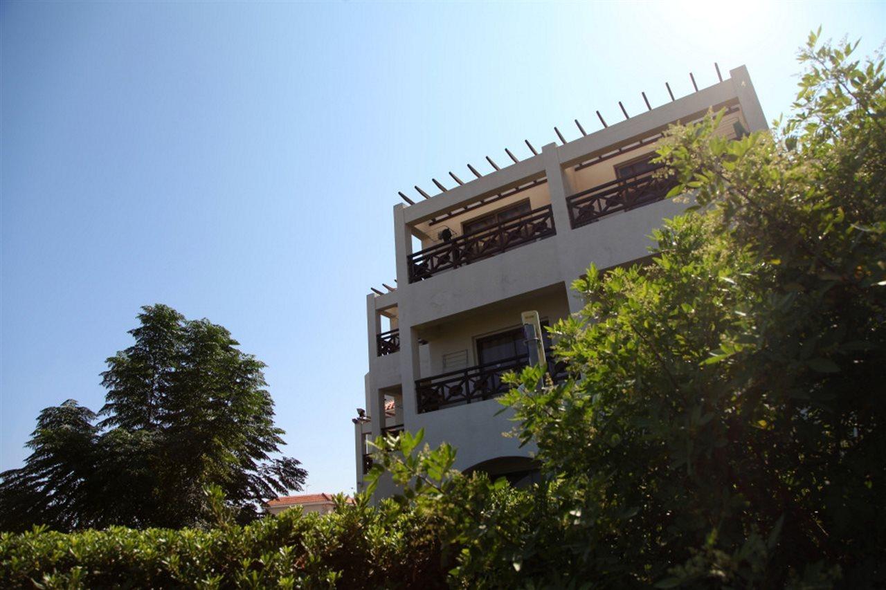 Mimosa Beach Hotel