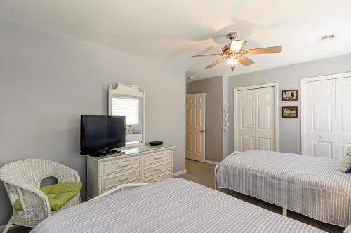 Beachwalk 208 - photo 24