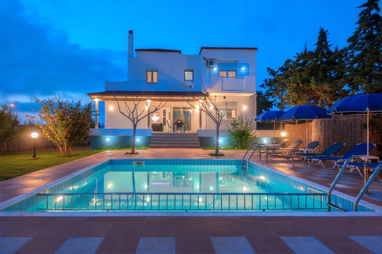 Romantic Evas Cottage — 4-Star Luxury Hotel in Kato Gouves, Greece