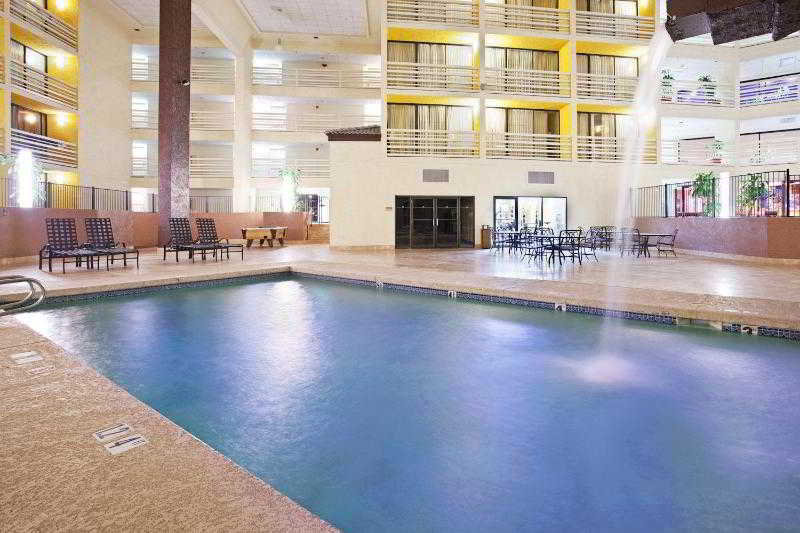Four Points by Sheraton Phoenix North - photo 16