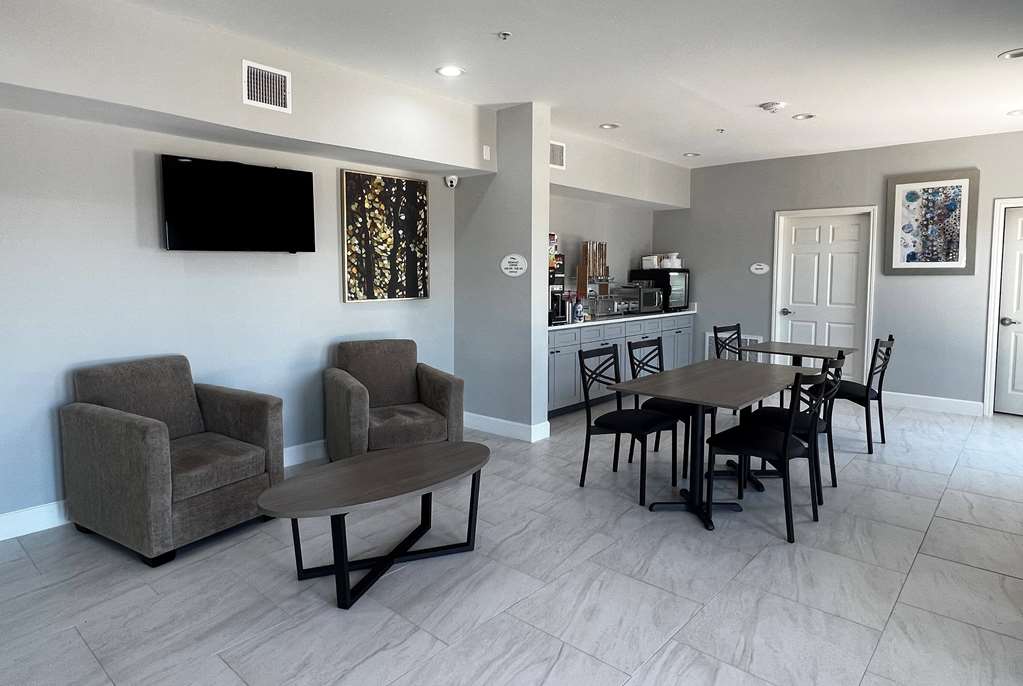 Baymont by Wyndham Freeport Texas - photo 13