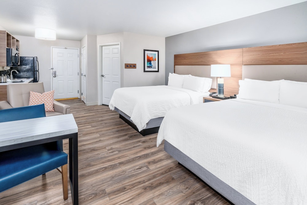 Candlewood Suites Denver Northeast Brighton by IHG - photo 7