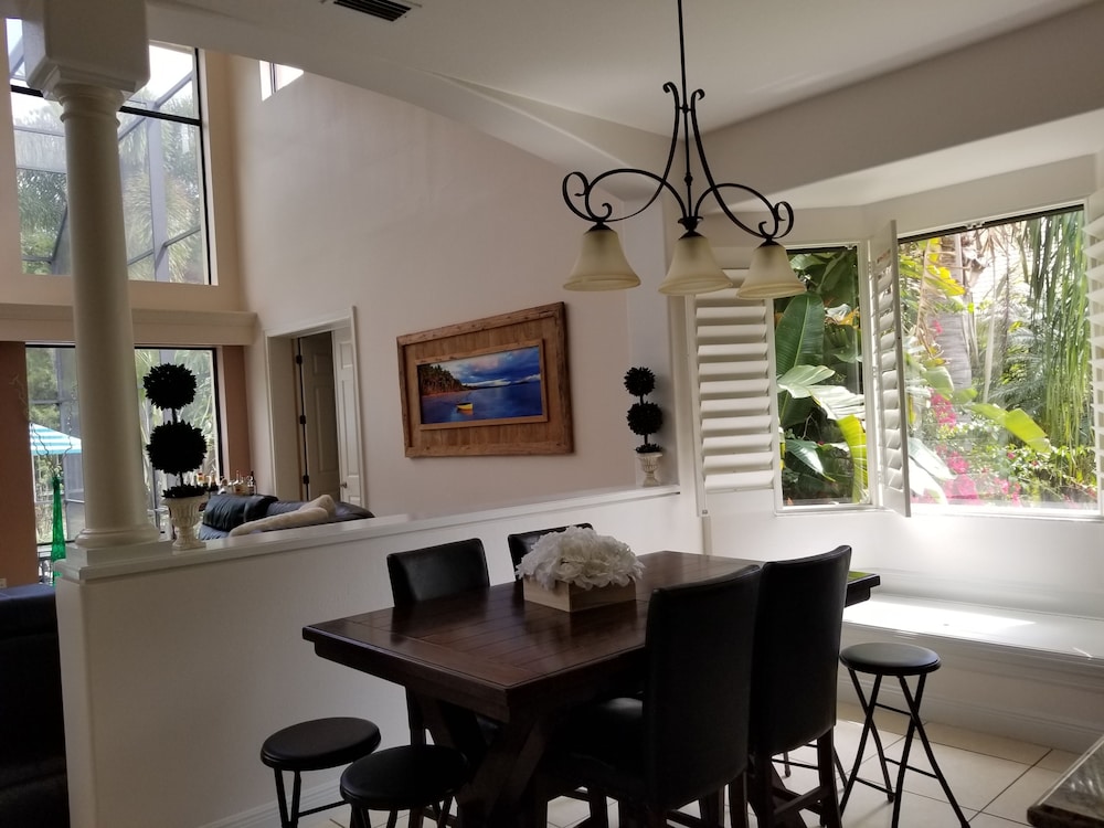 Mansion Getaway Sleeps 24 - photo 19
