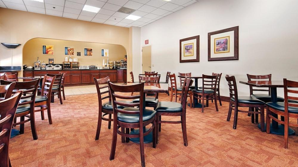 Best Western of Long Beach - photo 17