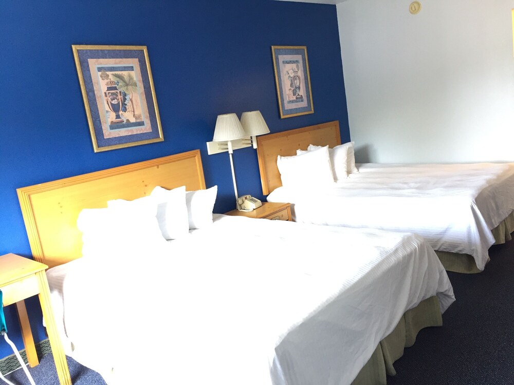 Bay Inn and Suites at Seaworld - photo 19