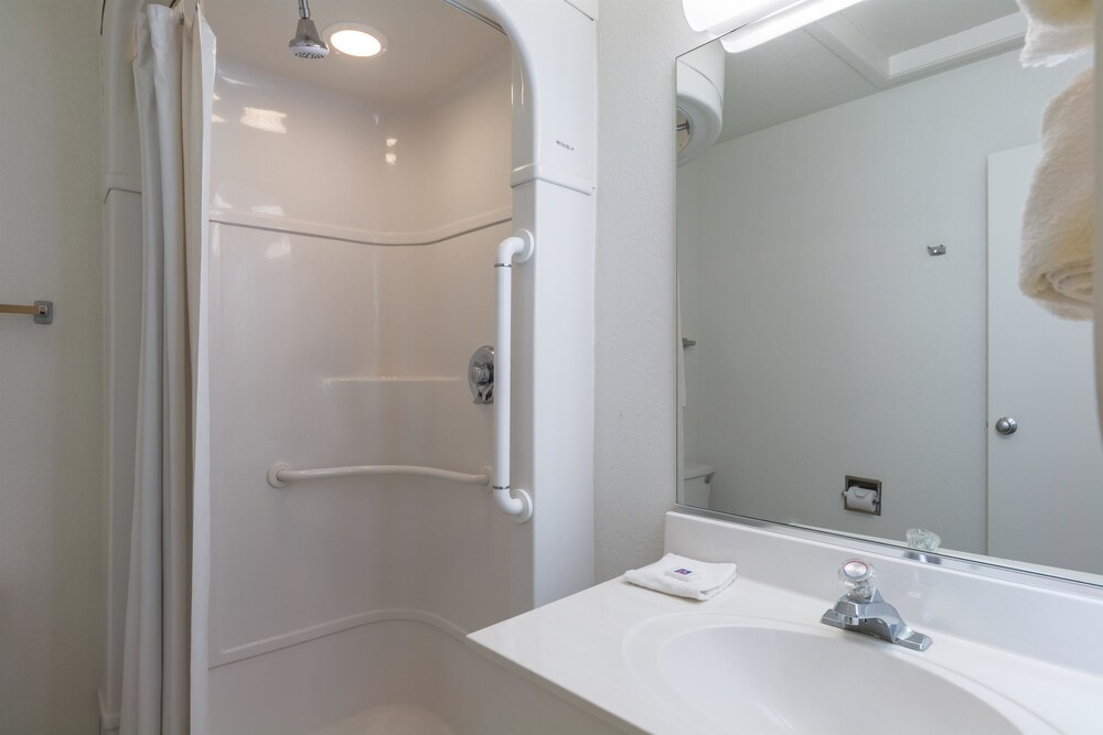 Motel 6 Deming - photo 19