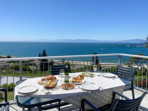 Paradise Views Vacation Home — 4-Star Luxury Hotel in Cape Town, South Africa