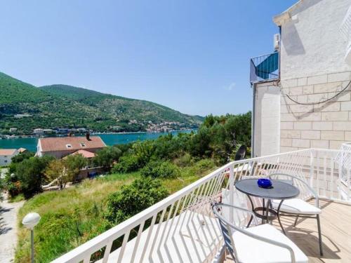 3 Bedroom Apartment With Balcony — 4-Star Luxury Hotel in Mokosica, Croatia