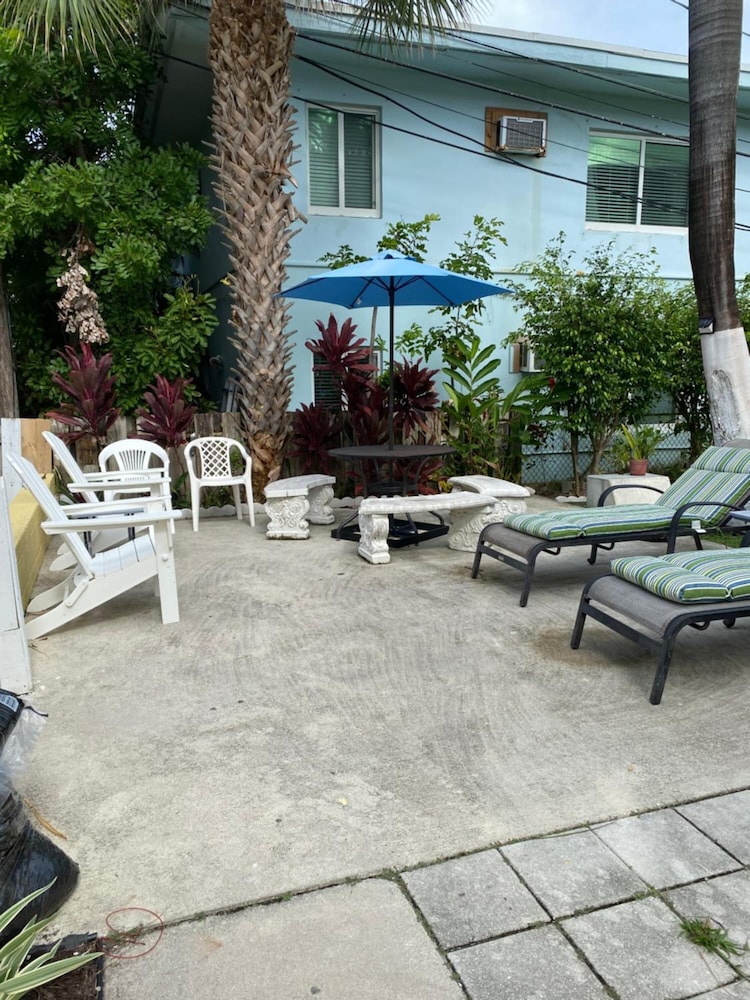 Dee Jay Beach Resort - photo 37