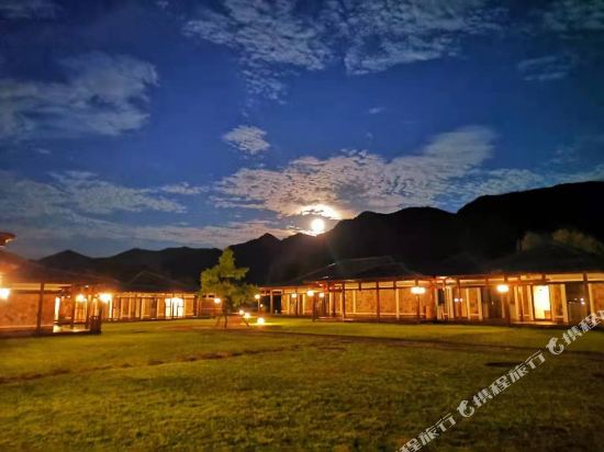 huanren Longxiang lsland Hotel — hotel in Huanren