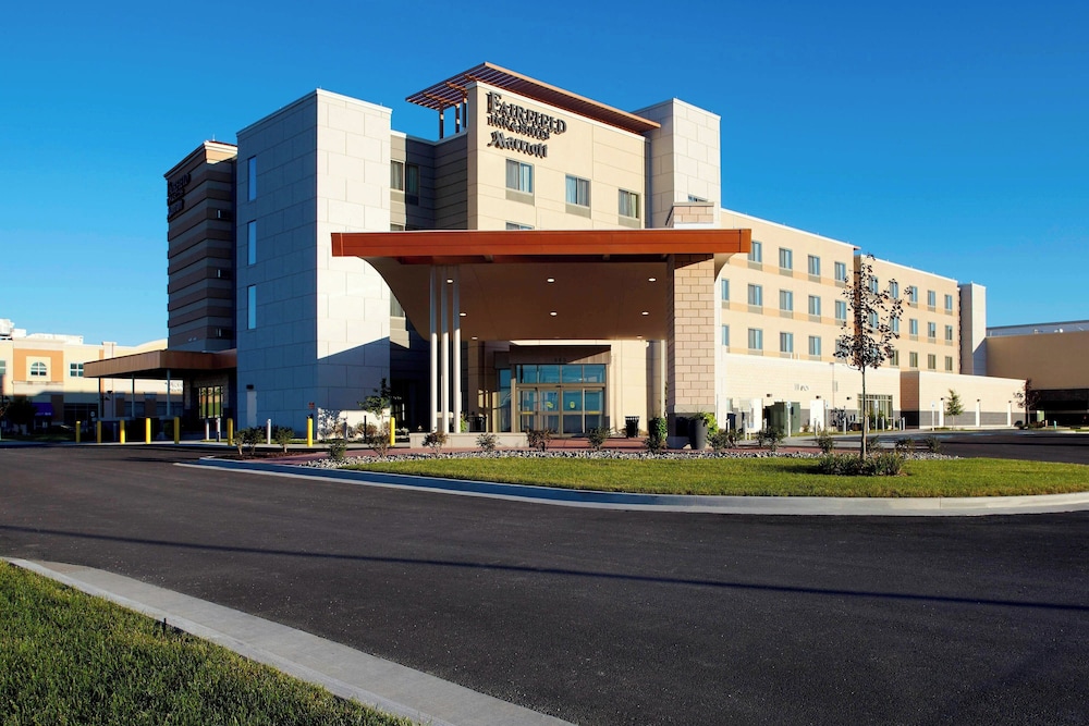 Fairfield by Marriott Inn & Suites Wheeling at The Highlands - photo 31