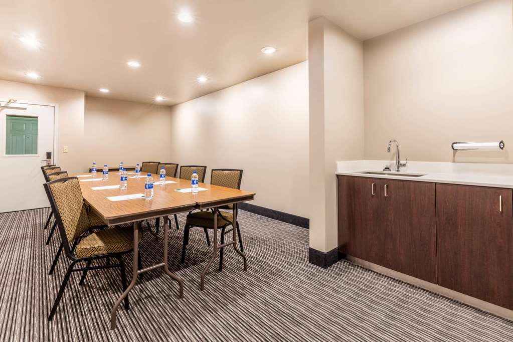 La Quinta Inn & Suites by Wyndham Spokane Valley - photo 23