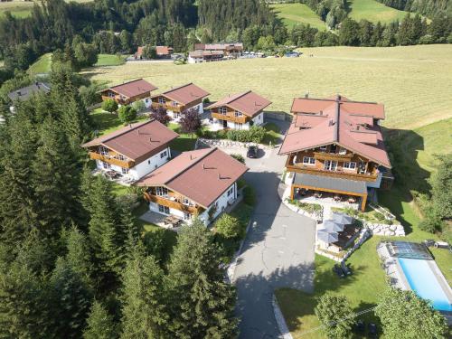 Feriendorf Wallenburg — 4-Star Luxury Hotel in Fieberbrunn, Austria