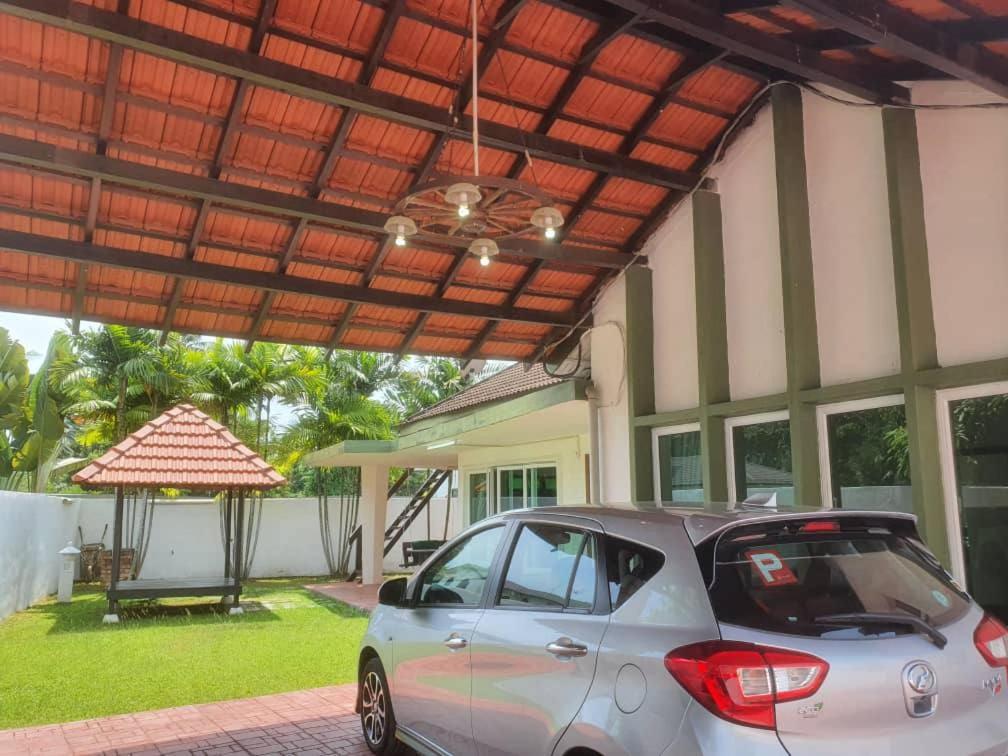 Melaka Beach Villa C Type — 4-Star Luxury Hotel in Malacca, Malaysia