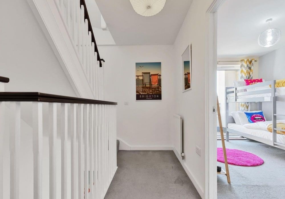 Brighton's Best BIG House 2 By My Getaways — 4-Star Luxury Hotel in Brighton, United Kingdom