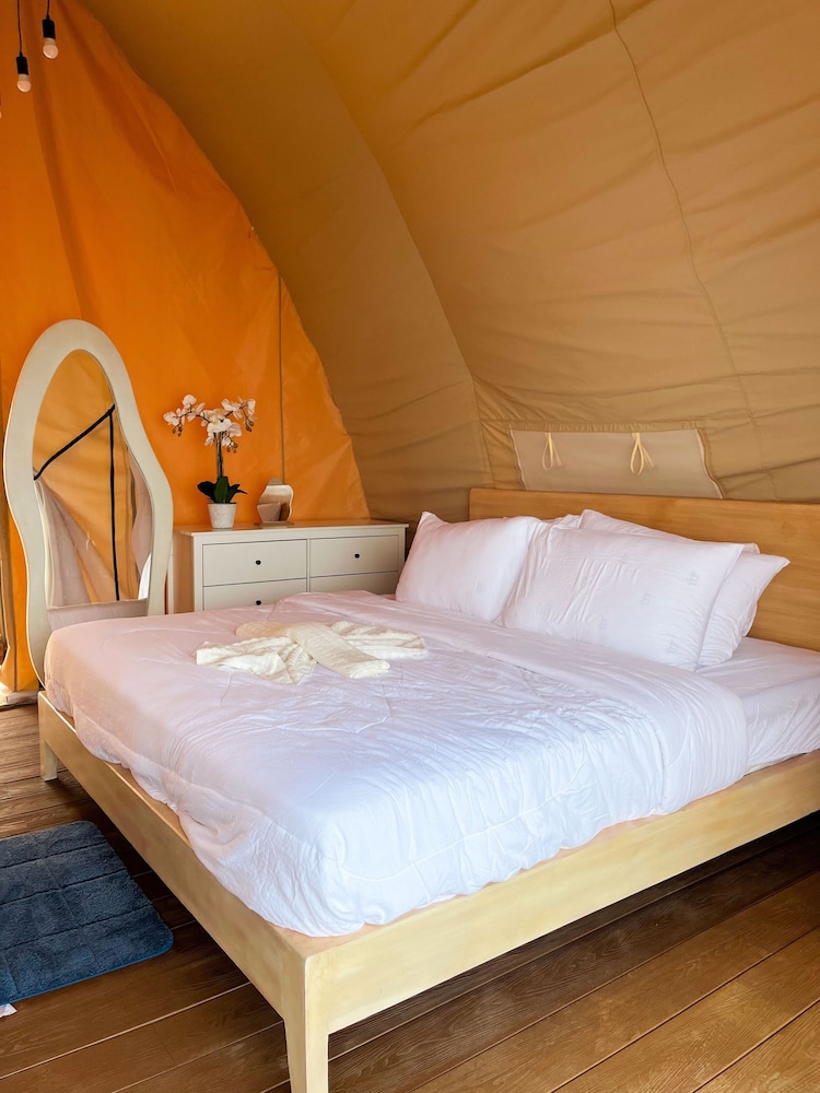 Floating Home in Reef Resort Unit 12 in Samal, Philippines