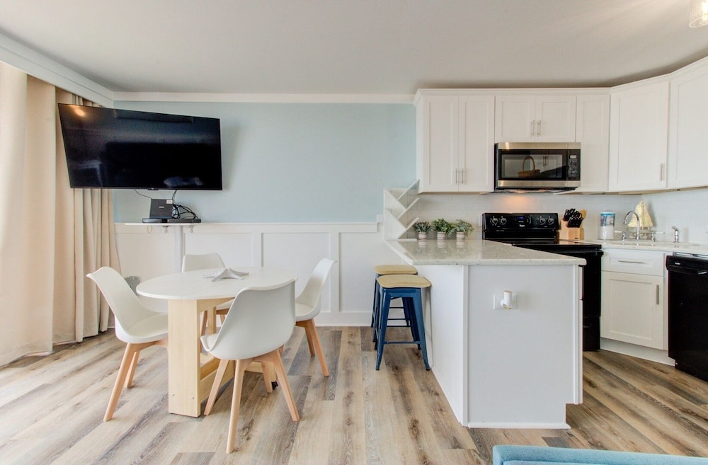 0509 Oceanfront Getaway by Atlantic Towers - photo 7
