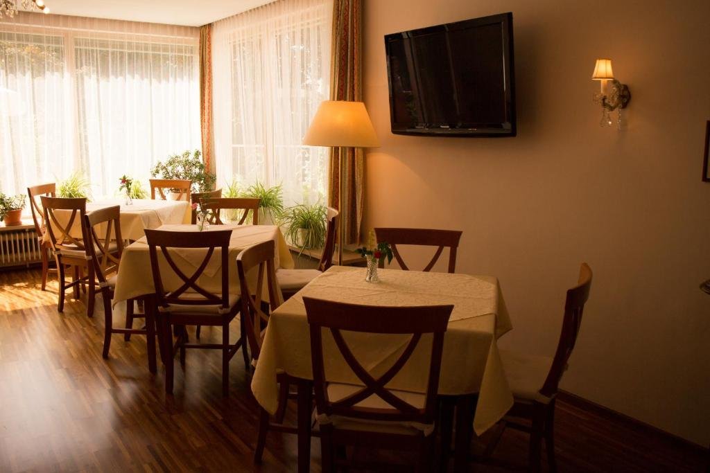 Woerthersee Residenz Gatternig in Poertschach Am Woerthersee, Austria