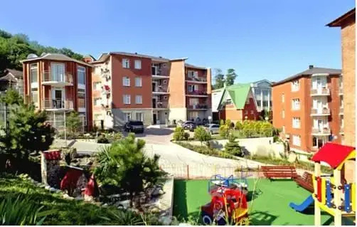 Atelica Svetlana in Tuapse, Russia